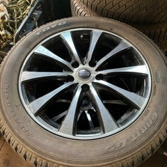 車のパーツ タイヤ、ホイール225/55/17