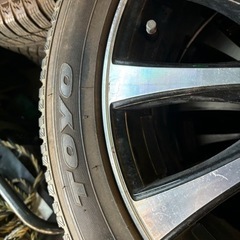 車のパーツ タイヤ、ホイール225/55/17