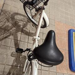 キレイです折りたたみ自転車。ほぼ乗ってません