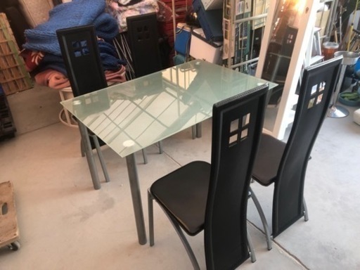 IDC大塚家具 ガラステーブルダイニングセット ハイバックチェア4脚