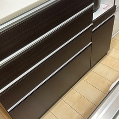 ニトリ  食器棚
