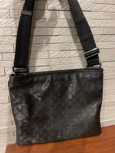 Gucciインプリメ、ショルダーバッグ