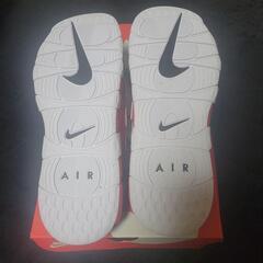 ナイキ　エアモアアップテンポスライド！