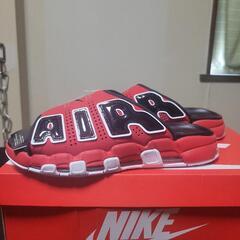 ナイキ　エアモアアップテンポスライド！