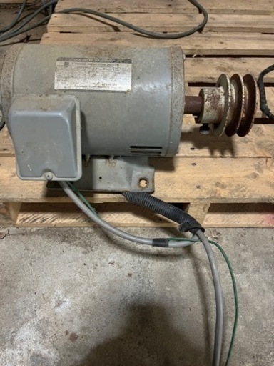 東芝 三相200V 3phase induction motor