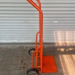 ボンベ台車 ボンベカート ガスボンベ運搬台車 カート キャリー　B0326A001 台車 二輪運搬車 キャリー ハンドトラック 中古品