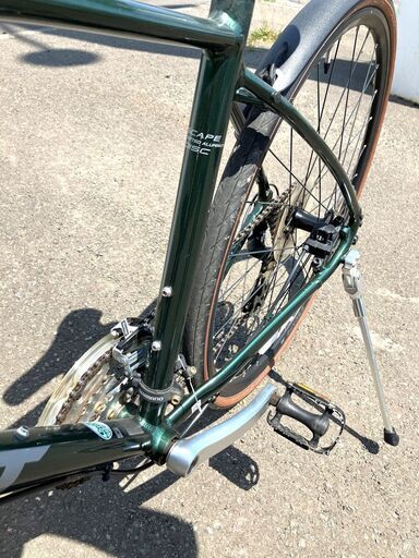 GIANT ESCAPE DISK クロスバイク 自転車 700×30c 3×8 24段変速 セオ