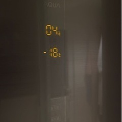 アクア　フレンチドア　大型冷蔵庫 お洒落な冷蔵庫