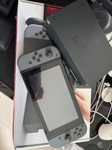 任天堂　Switch 海外版