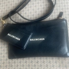 BALENCIAGA】 バレンシアガ レザー カードホルダー＆ポーチ ストラップ付き