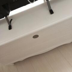 クラッシックで、エレガントなテレビ台