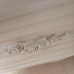 クラッシックで、エレガントなテレビ台