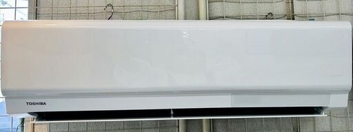 ルームエアコン(2.5Kw)　東芝　RAS-J251AP　中古品　 7～10畳用　 2022年製　【G05504】