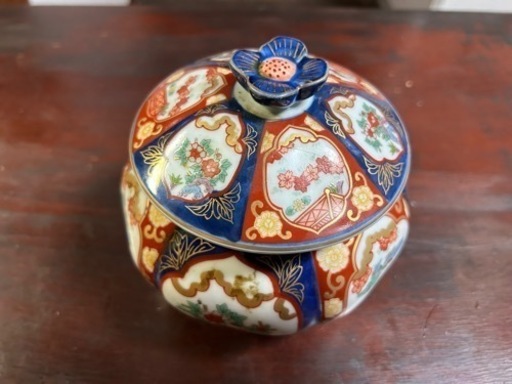 有田焼き 古伊万里様式 秀峰 金彩 蓋付き壺 有田焼 秀峰 作 飾り壺 蓋