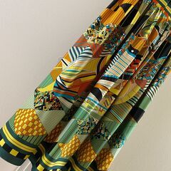 【新品未使用】シルク混スカーフリメイクワンピース　オレンジ＆緑系　M