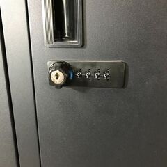 6/25 終 スマイルOA スチールロッカー 12人用 ダイヤル錠タイプ ブラック 4段3連 オフィス収納 業務用 鍵付き 24f菊NS 残②