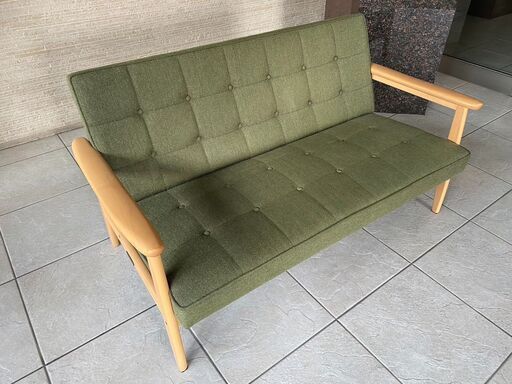 【決まりました】★【美品】※福岡市内無料配送※ カリモク60 2シーターソファ 2人掛けソファ 天然木