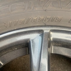 175 65 r15車のパーツ タイヤ、ホイール