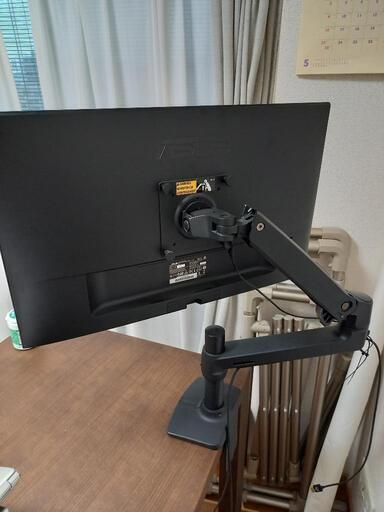 エルゴトロンモニターアームLX　+　サブモニター