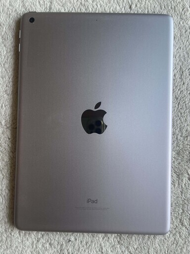 ipad 2017第5 wi-fi 32GB silver バッテリー96％ ②