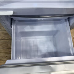 【６ヶ月保証付】2ﾄﾞｱ冷蔵庫　SHARP　2018年製【ﾄﾚﾌｧｸ桶川店】