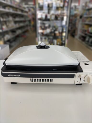 ★ジモティー割有★　アラジン　ポータブルガスホットプレート　SAG-CP21B(W)　IK-678