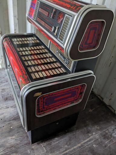 ジュークボックス「Wurlitzer X7」