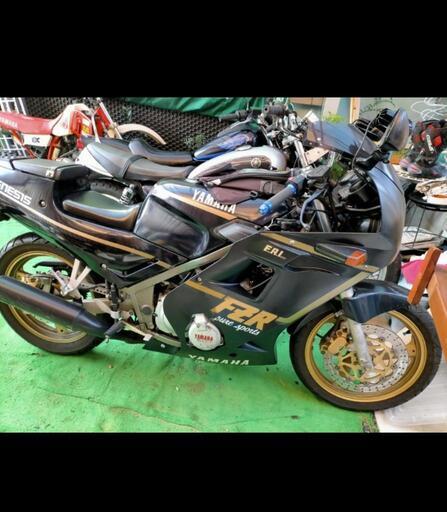商談中【⠀すみません】FZR250、2KR黒、四気筒。音がいいです！自賠責保険つき。