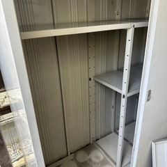 スチール物置（受け渡し予定です）