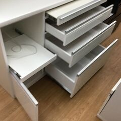 ☆ジモティー割引有り☆2枚扉オープンボード/WHT