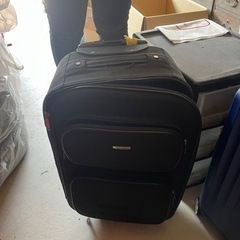 【取引中】スーツケース（黒）小くらい