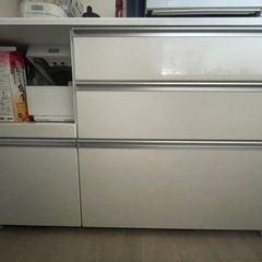 ６月中に取りに来てくれる方値下げキッチンカウンター　美品　