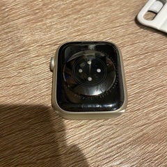 Apple Watch8 45mm GPS アルミニウム スターライト
