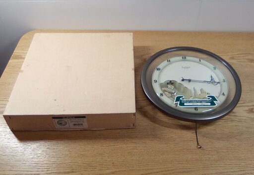 未使用品 リズム時計工業 壁掛け時計 スモールワールドホバー 4MH689RH 08 メロディ6曲 グレーメタリック からくり時計