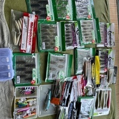 ブラックバス用ワーム、ルアー、フックセット