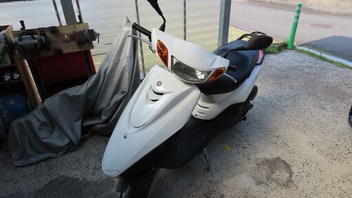 走行2413Km！ヤマハ アクシス トリート 125！タイヤ前後・バッテリー