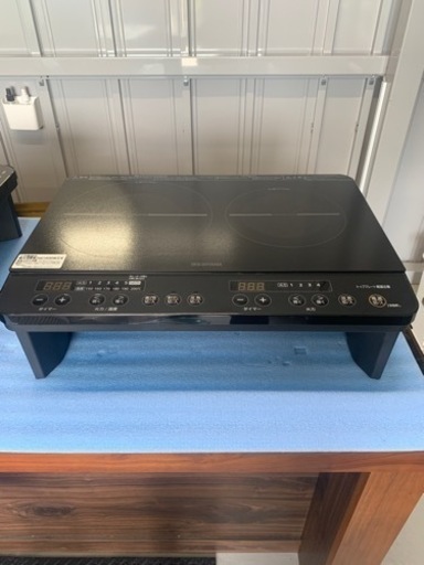 ✋ご成約【お得★】 IHコンロ 2口 アイリスオーヤマ 2022年製 お手入れ楽々 IHK-W13S-B＊西小倉駅から車で５分＊【早い方最優先☆*:.｡. 】