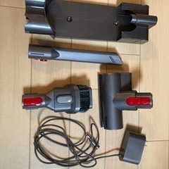 ダイソン Dyson V8 Slim Fluffy Extra サイクロン式 コードレス掃除機