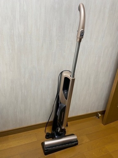 2017年製日立 掃除機 コードレス スティッククリーナー 本体日本製 自立構造 強力パワー 自走式 PV-BD700 N シャンパンゴールド(0612c)