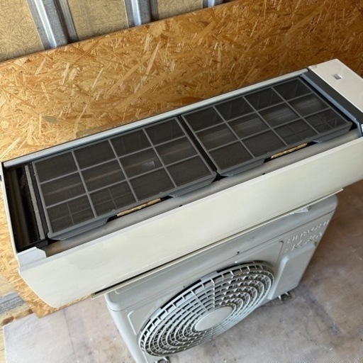 フィルター自動清掃機能 日立 ステンレスクリーン エアコン RAS-HM22H