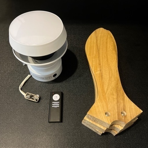 9/6値下げ】LOWYA シーリングファンライト シーリングファン 3枚羽 調