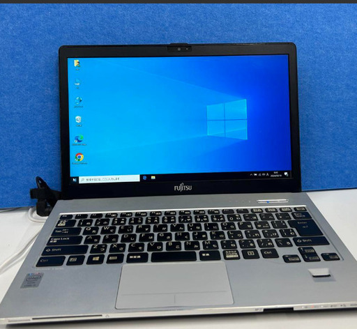 薄型のパソコン/富士通LIFEBOOK/i5/WEBカメラ/Windows10