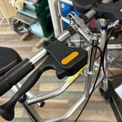 極美品 イーストアイ アルミ製 セーフティーアームUタイプウォーカー キャスター付き 歩行器