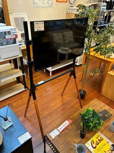 SOKO＋麻布店／ スリムテレビスタンド