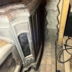 薪ストーブ　
商談中