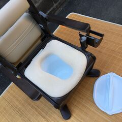 未使用品【介護福祉用品】Panasonic ポータブル 家具調 トイレ PN