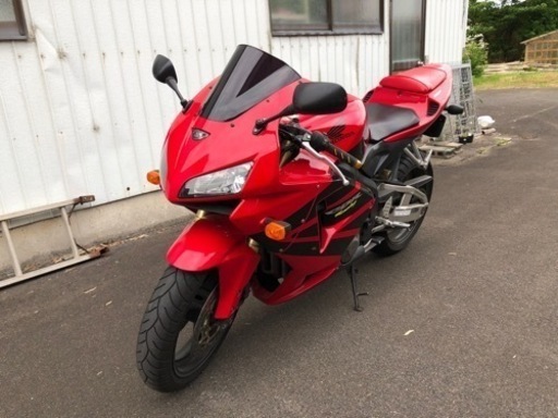 CBR600RRのpc37後期のセミフルパワー　 新潟市より　　社外マフラーおまけ CBR600RRのpc37後期のセミフルパワー 新潟市より 社外マフラーおまけ