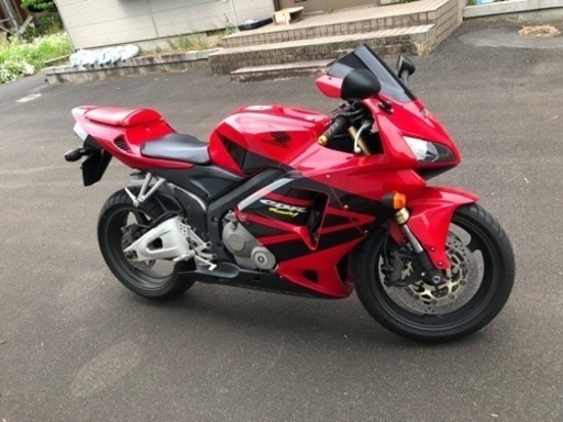 CBR600RRのpc37後期のセミフルパワー 新潟市より 社外マフラーおまけ