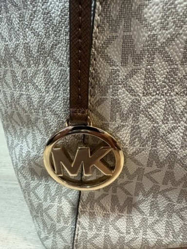 MK バック