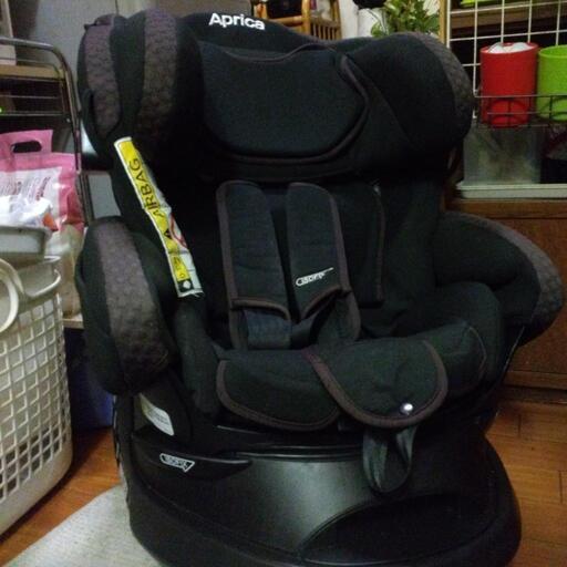 車用　ベビーカー　アップリカ　ISOFIX 定価73000円くらい